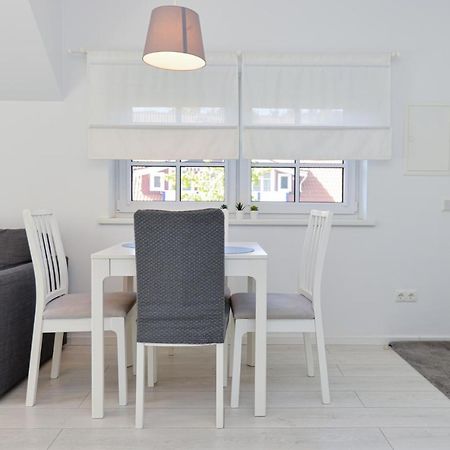 Apartment Amber White Nida Exterior photo